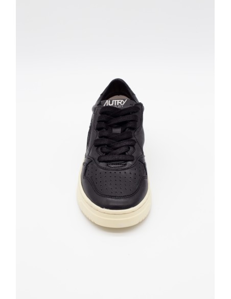 sneakers autry