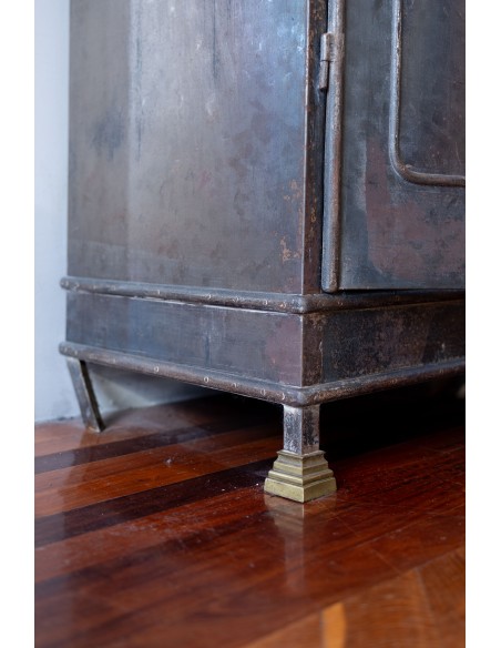 armadio ferro anni '50